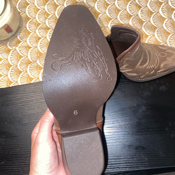 Myra Cowgirl Booties - Picture 4 of 4